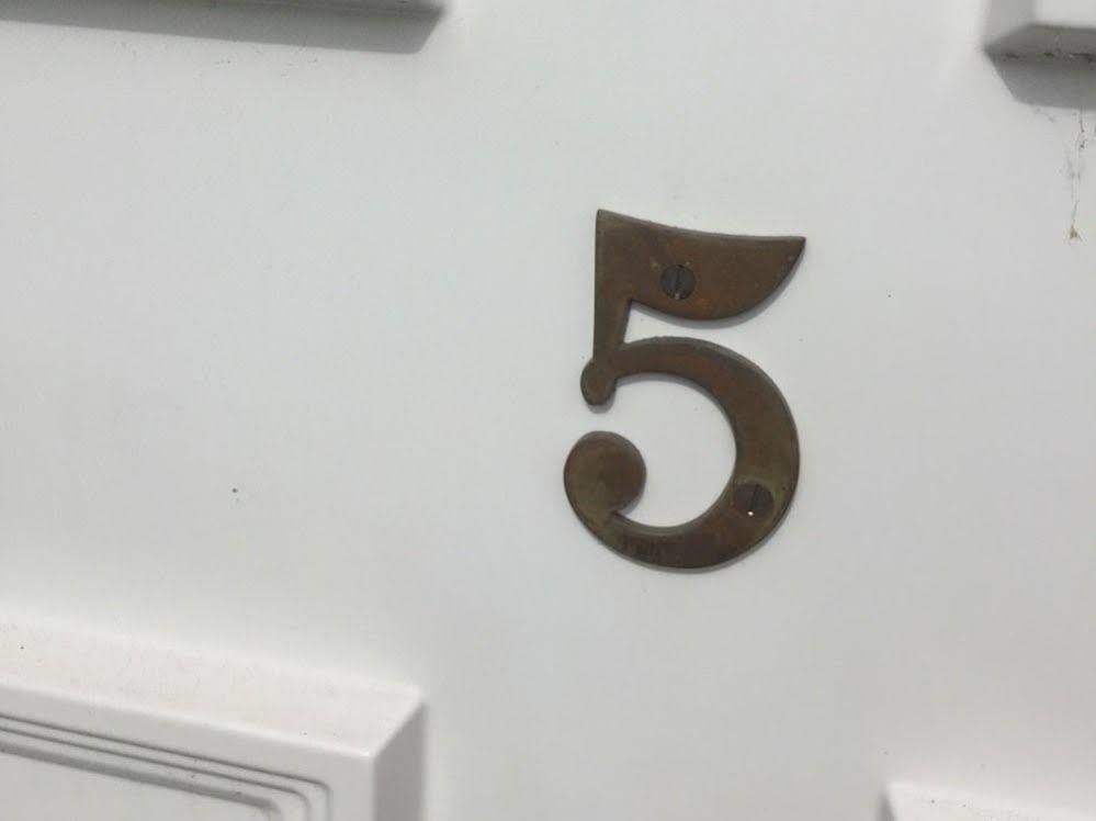 The Pelican 3*